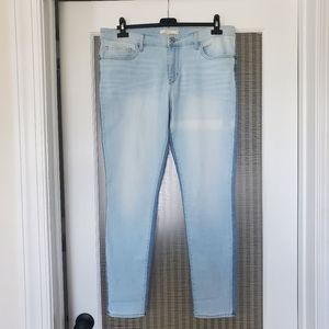 Levi's 711 Skinny Jeans sz 32